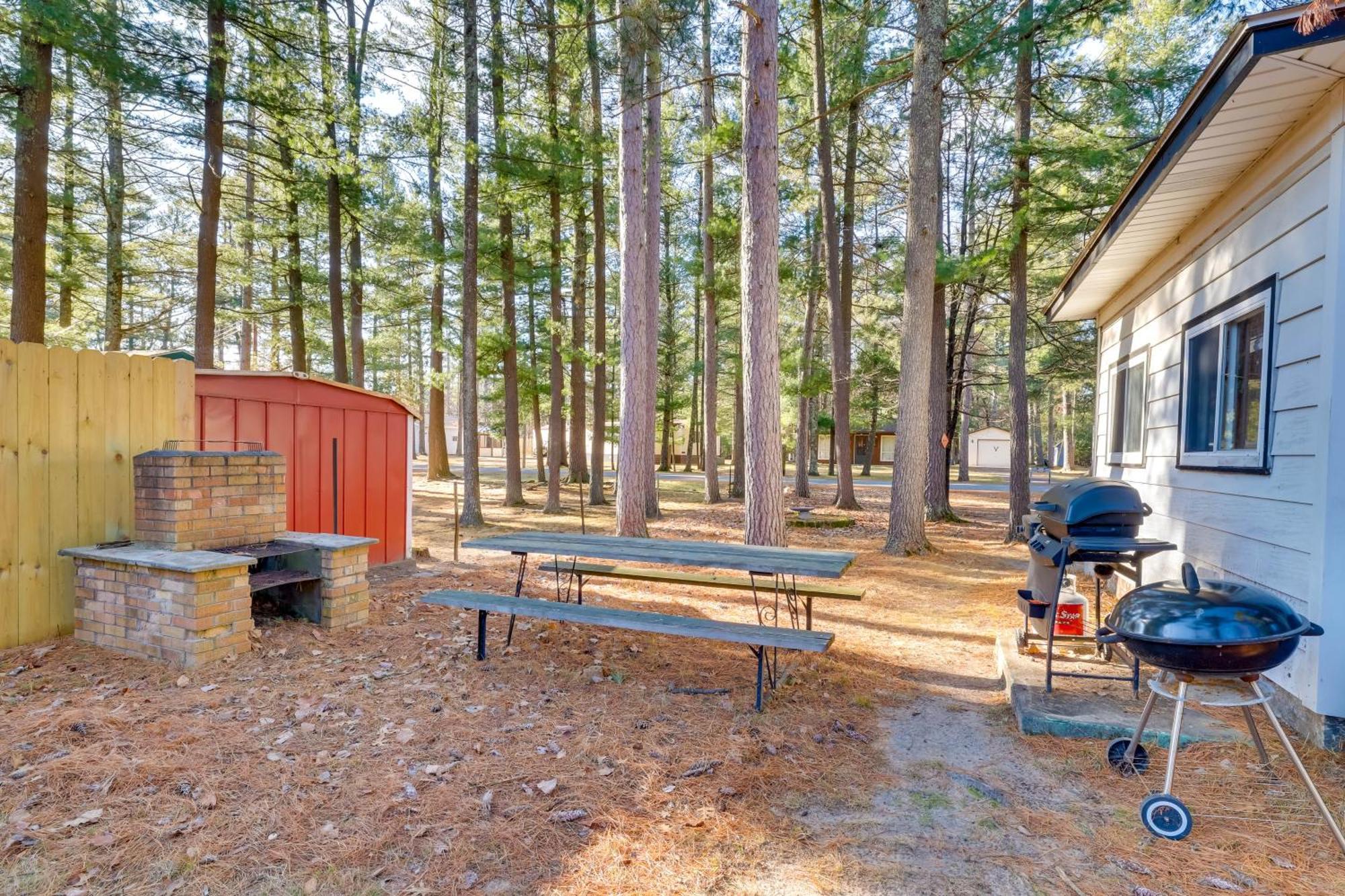 Wisconsin Cabin With Atv Trails, Near Lake Arbutus! Hatfield Kültér fotó